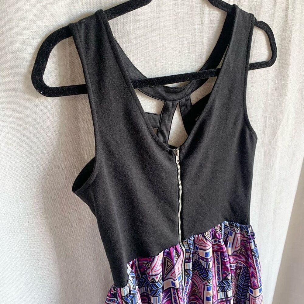 Charlotte Russe Dress Women's Medium Colorful Geometric Print Dress Front Cutout - Picture 5 of 13